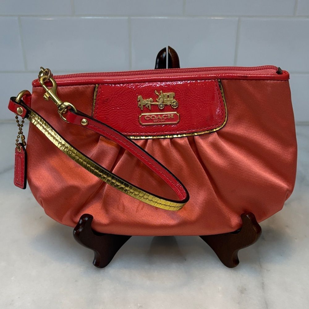 Coach Wristlet Bag Purse Amanda Sateen Horse & Carriage Large Pouch Clutch Bag